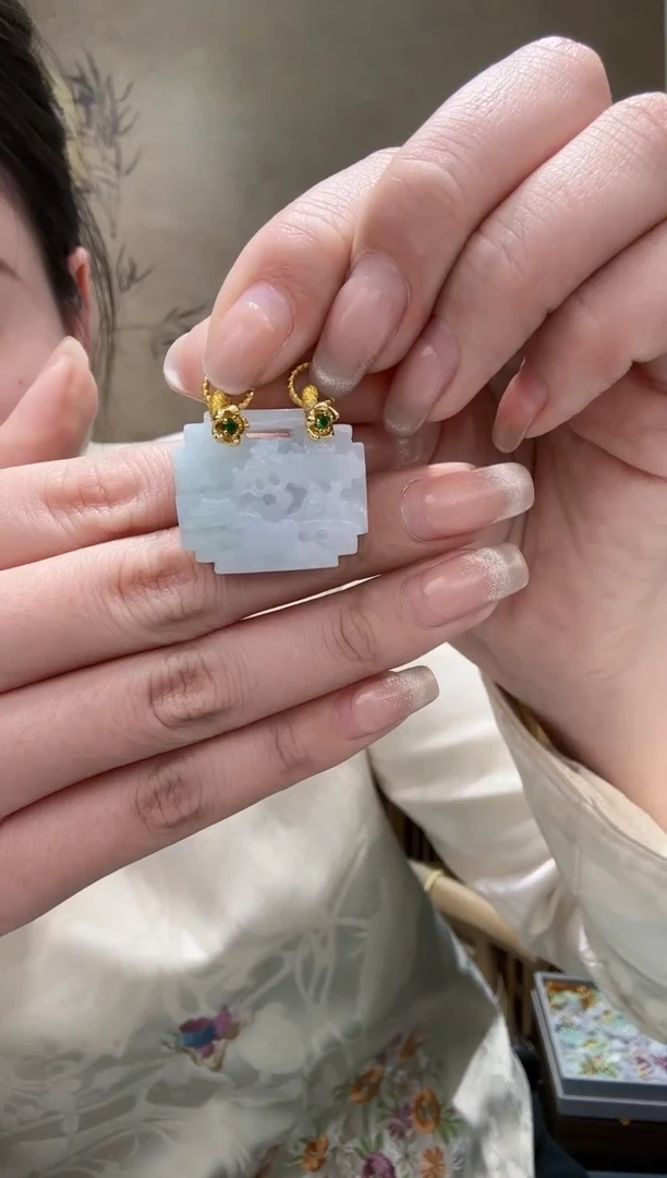 【闪购商品】翡翠耳饰未镶嵌吊坠