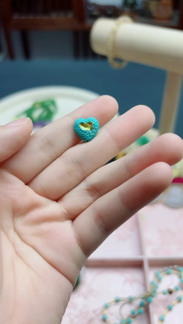 绿松石未镶嵌配饰松石爱心配饰*1 GW（微瑕）