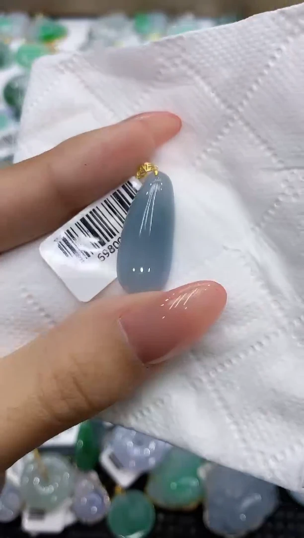 颈饰18K金镶嵌翡翠111111111111