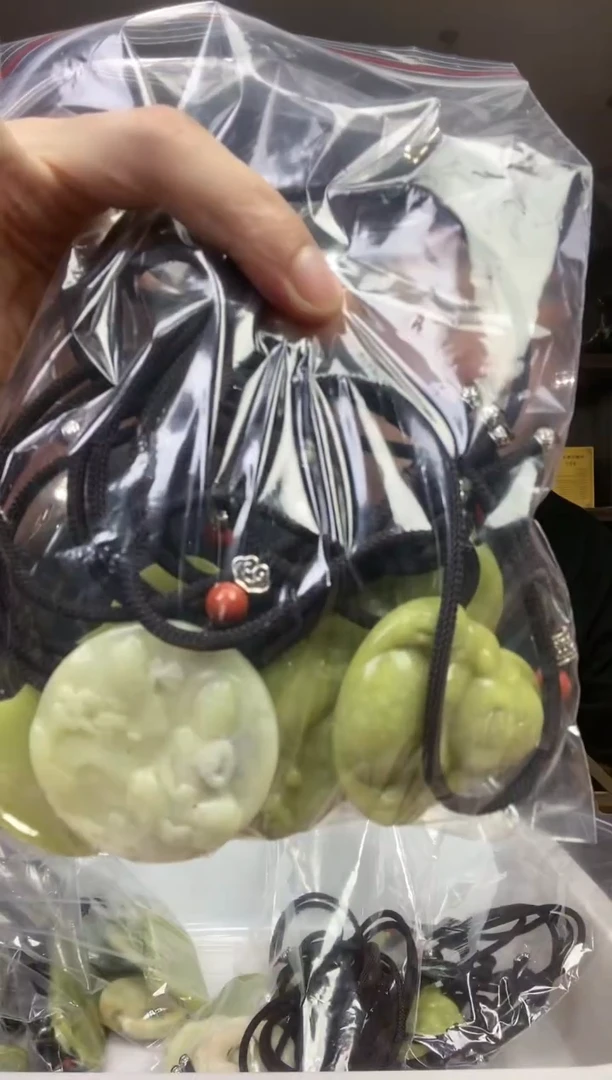 【闪购商品】蛇纹石玉其它未镶嵌多样性发货一个