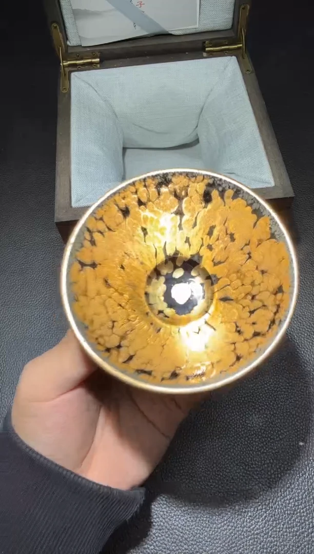 茶盏李英金油滴16