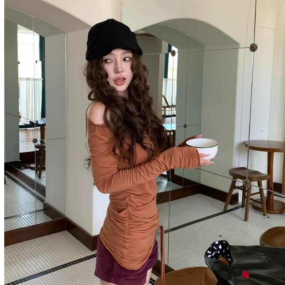 纯欲辣妹性感一字肩长袖t恤女修身显瘦设计感上衣百搭半身短裙子