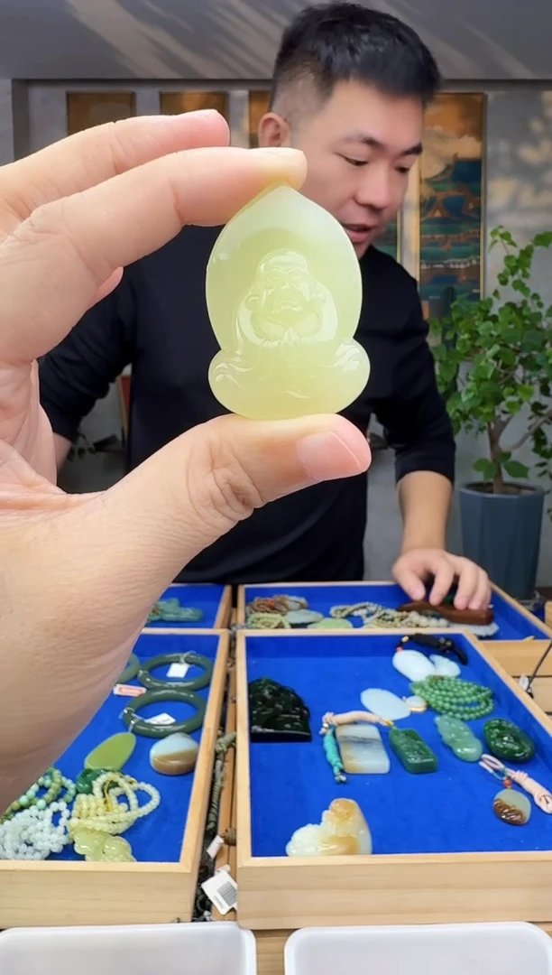 未镶嵌和田玉挂件拍一发一