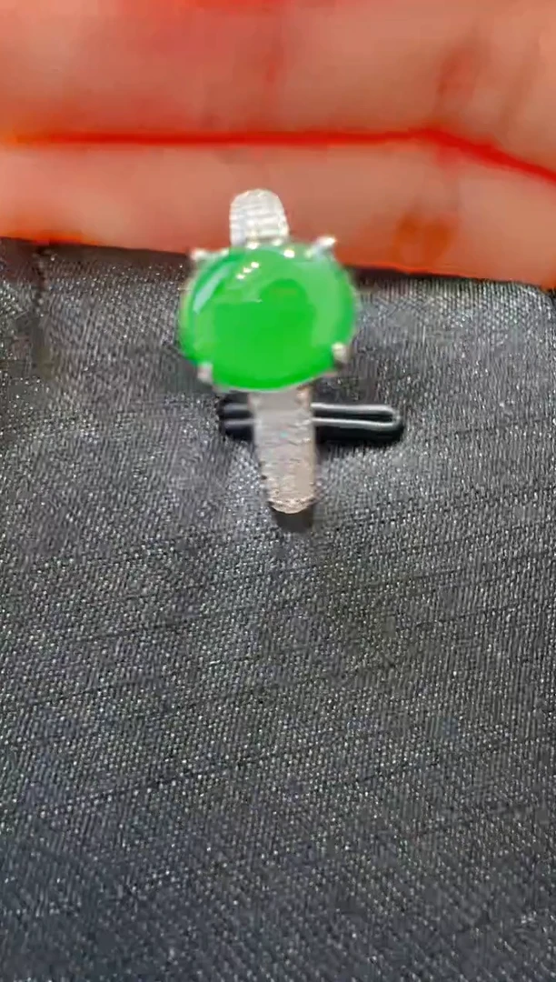 【闪购商品】翡翠戒指银S925镶嵌