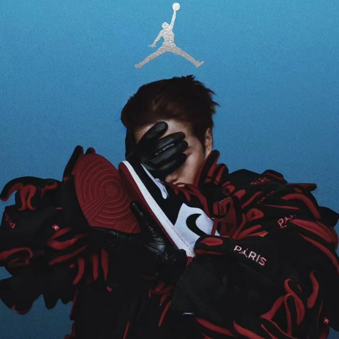 【BLACK TOE GS】NIKE女子AJ1黑脚趾高帮复古运动板鞋FD1437-106