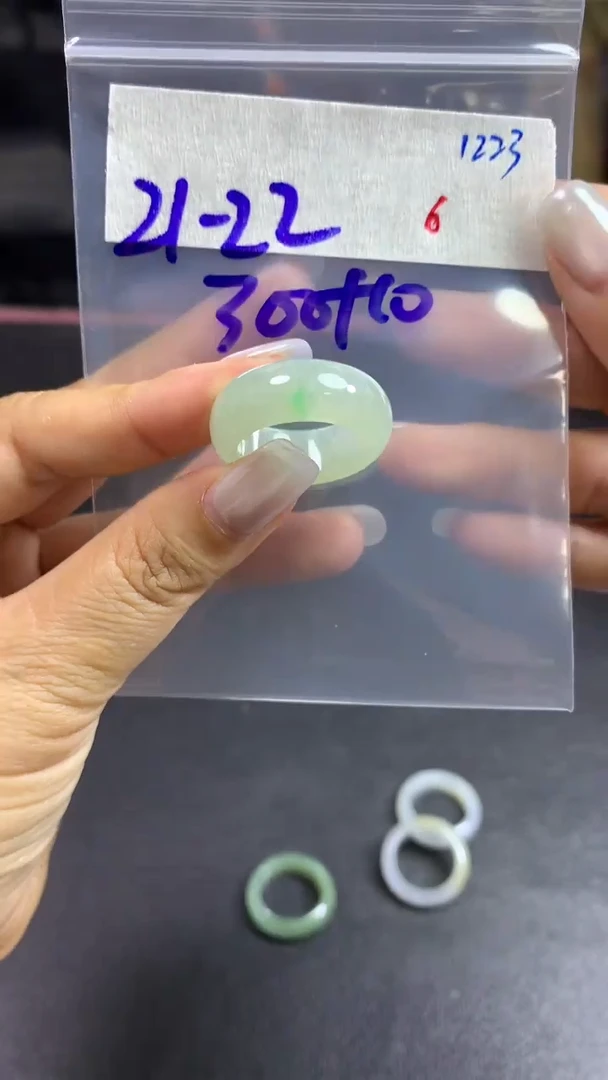 未镶嵌定制翡翠毛货需精细抛光拍一发一