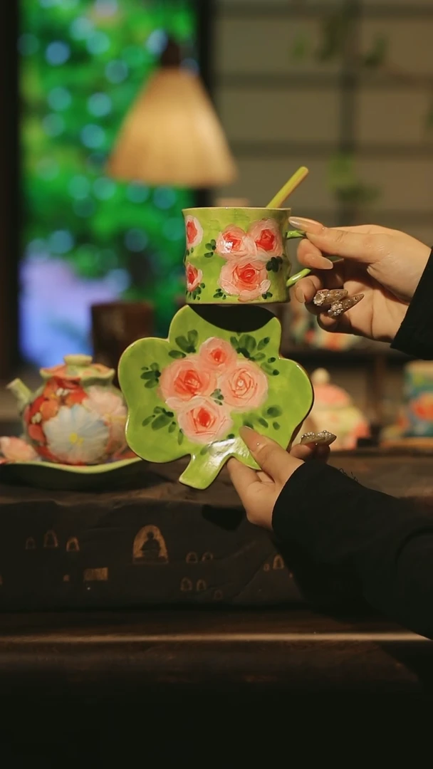 陶瓷景德镇高温手绘釉下彩设计师款式