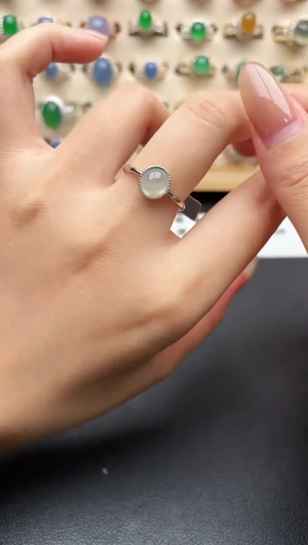 银S925镶嵌戒指翡翠一物一证一礼盒