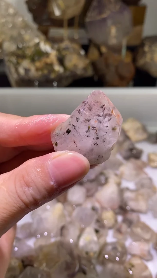 未镶嵌珠宝半成品水晶99号四川超七花园水晶