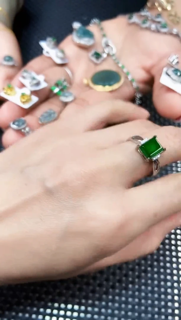 【闪购商品】翡翠戒指未镶嵌111111111