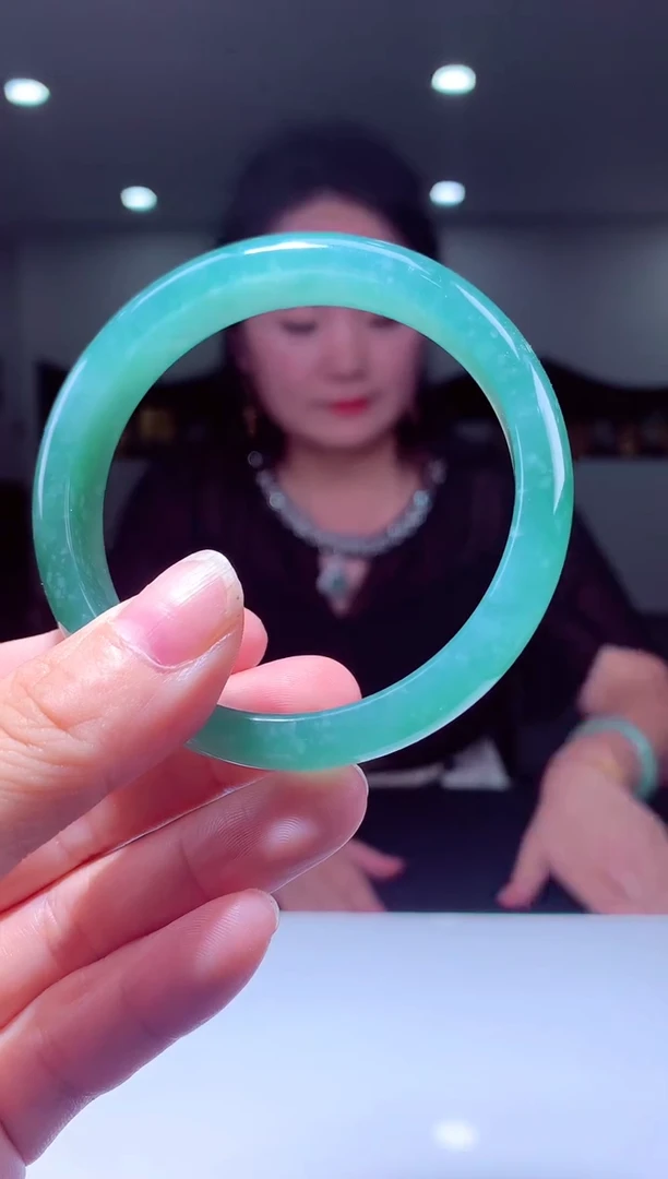 翡翠未镶嵌颈饰天然翡翠（拍一发一）