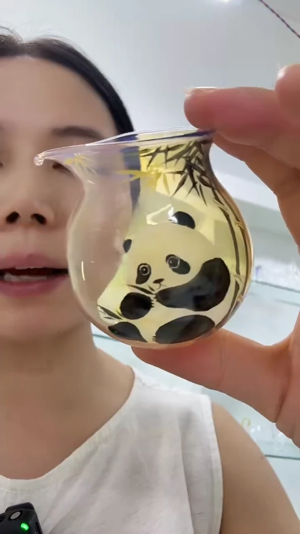 手绘小熊猫熏银小公道杯