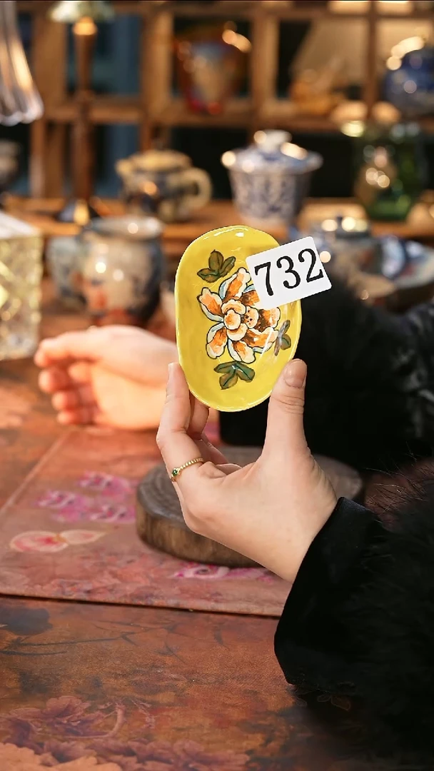 茶碗.............732