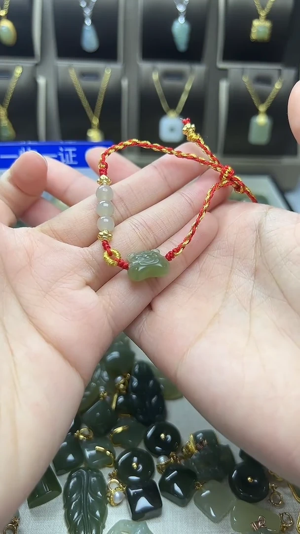 未镶嵌手绳和田玉未镶嵌 手绳 和田玉