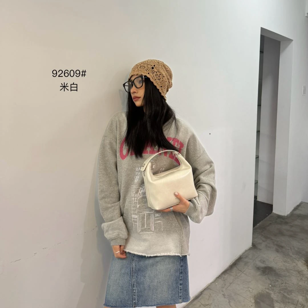 【芝麻集】SK-92609-米白RAIN.CUN时尚休闲百搭腋下斜跨轻奢女包