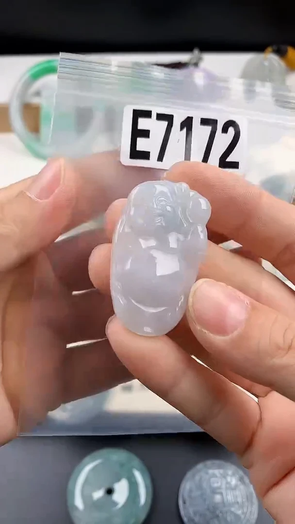 颈饰未镶嵌翡翠天然翡翠吊坠挂件