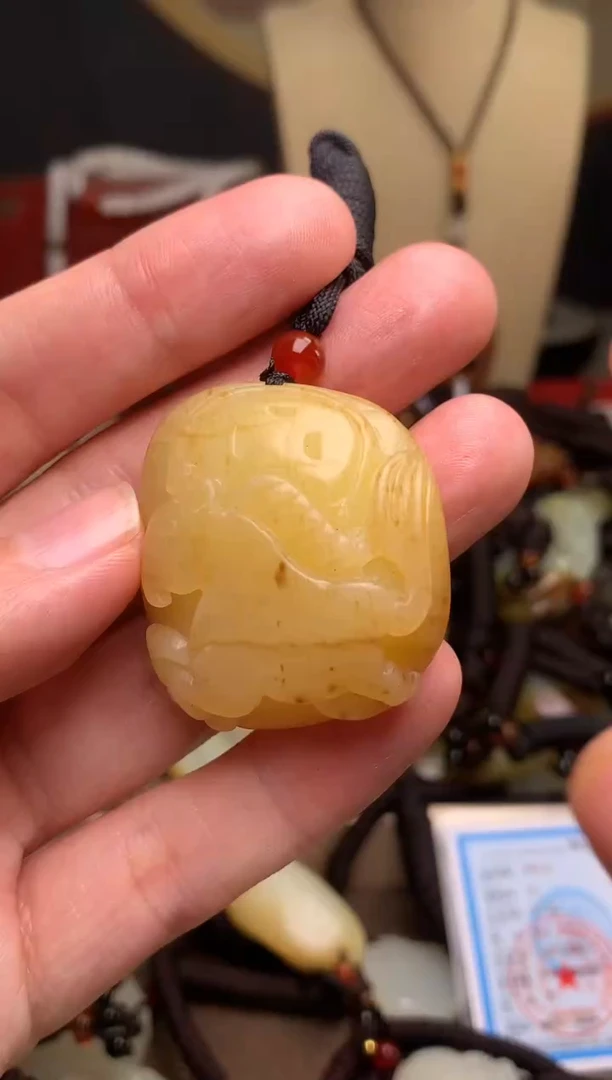 颈饰未镶嵌和田玉新疆料青海料清水和田玉吊坠