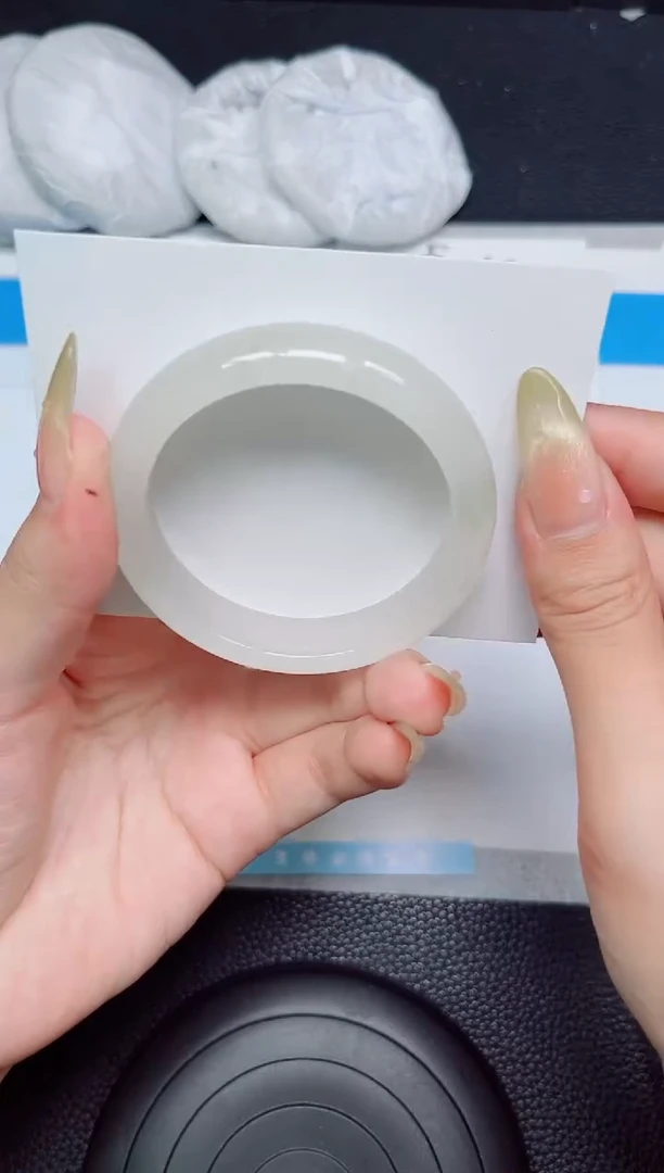 石英质玉手镯未镶嵌143-50.3