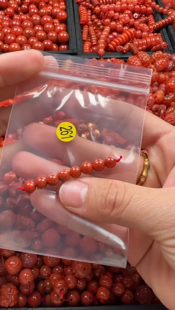 【闪购商品】南红玛瑙颈饰未镶嵌1