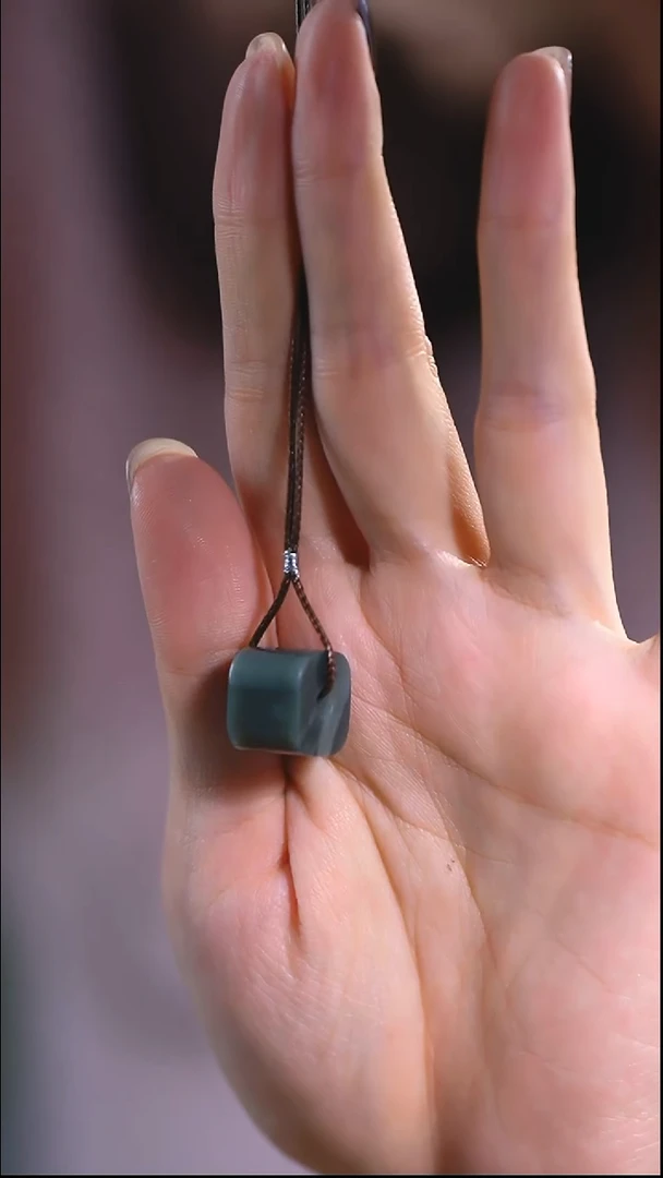 泥塑HETIAN 【方块】且莫兰编绳毛衣链