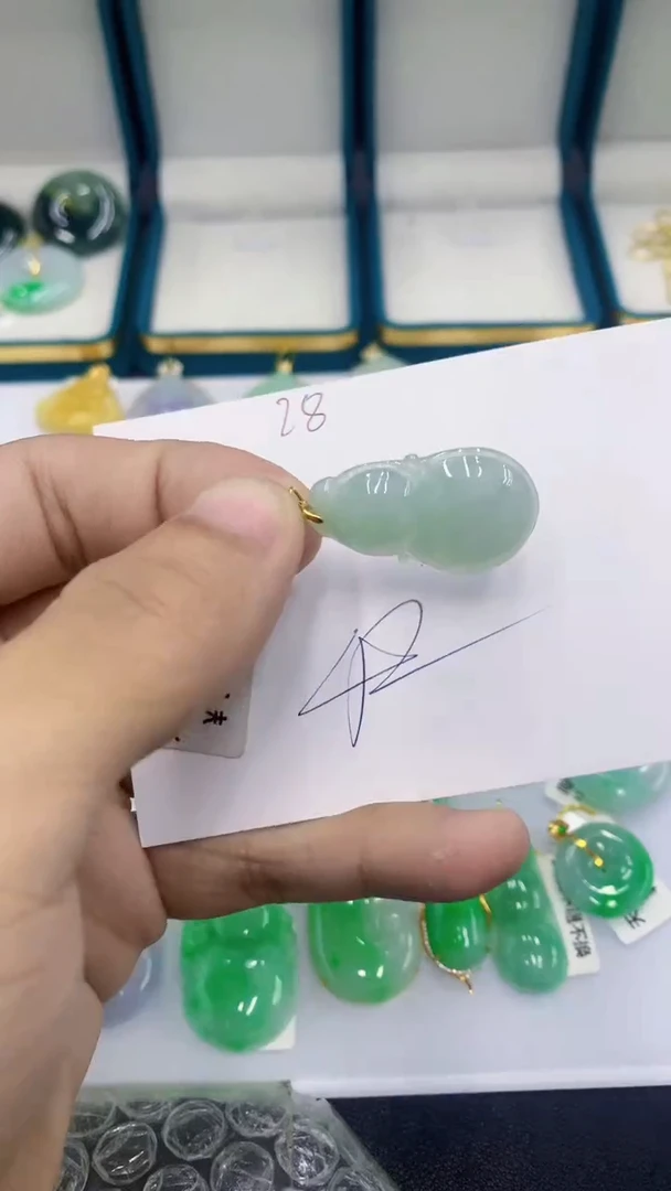 颈饰未镶嵌翡翠1111111111