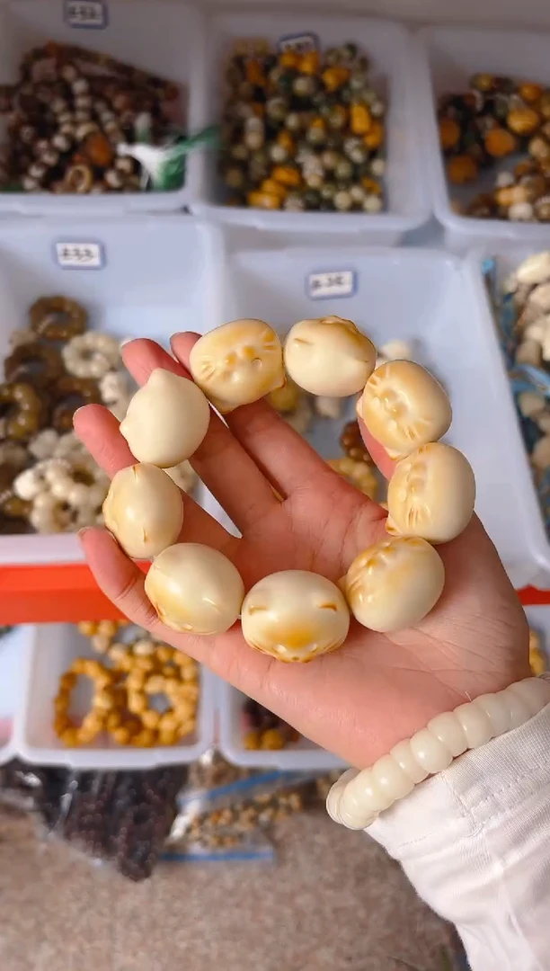 吊坠菩提根/象牙果大卡猫咪头单圈横款