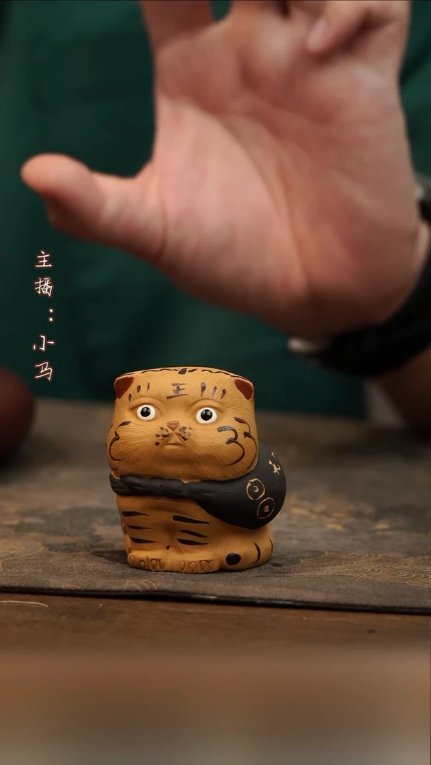 茶壶紫砂老虎茶宠