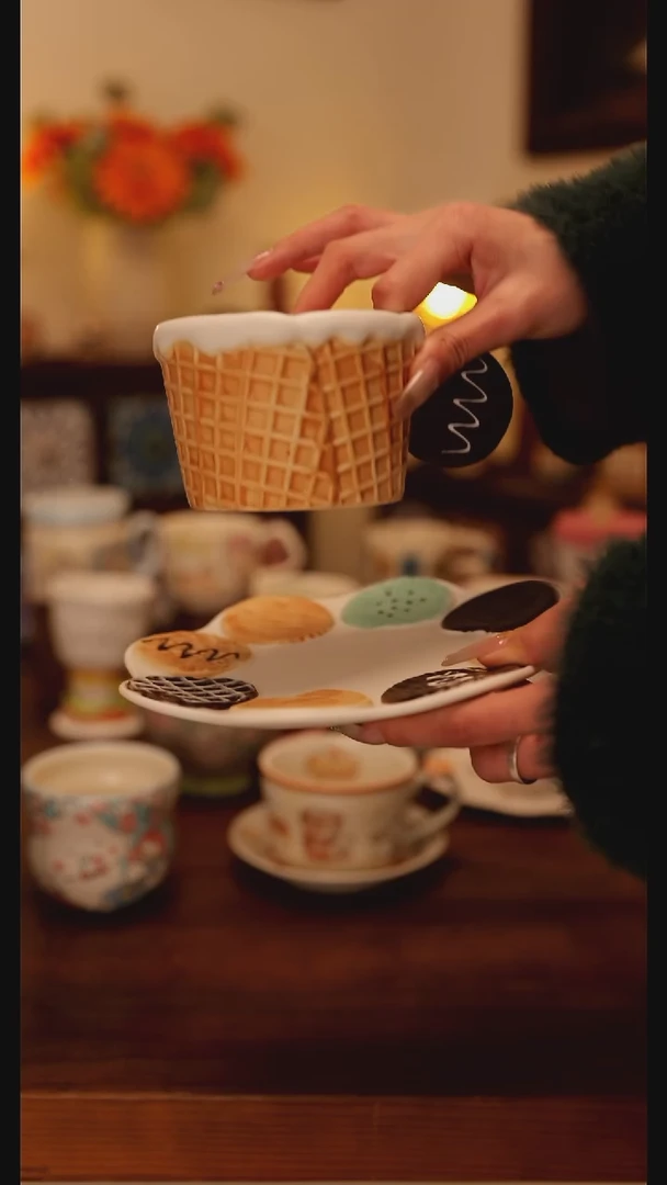 陶瓷手柄款华夫饼杯碟一套手作  手绘釉下彩