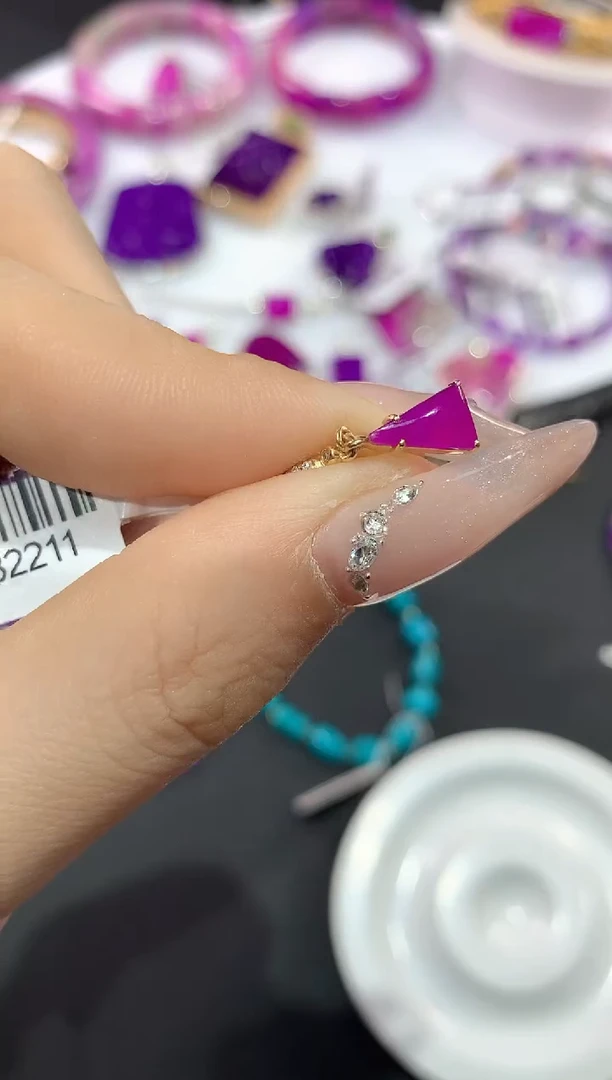 苏纪石（舒俱来）18K金镶嵌.吊坠