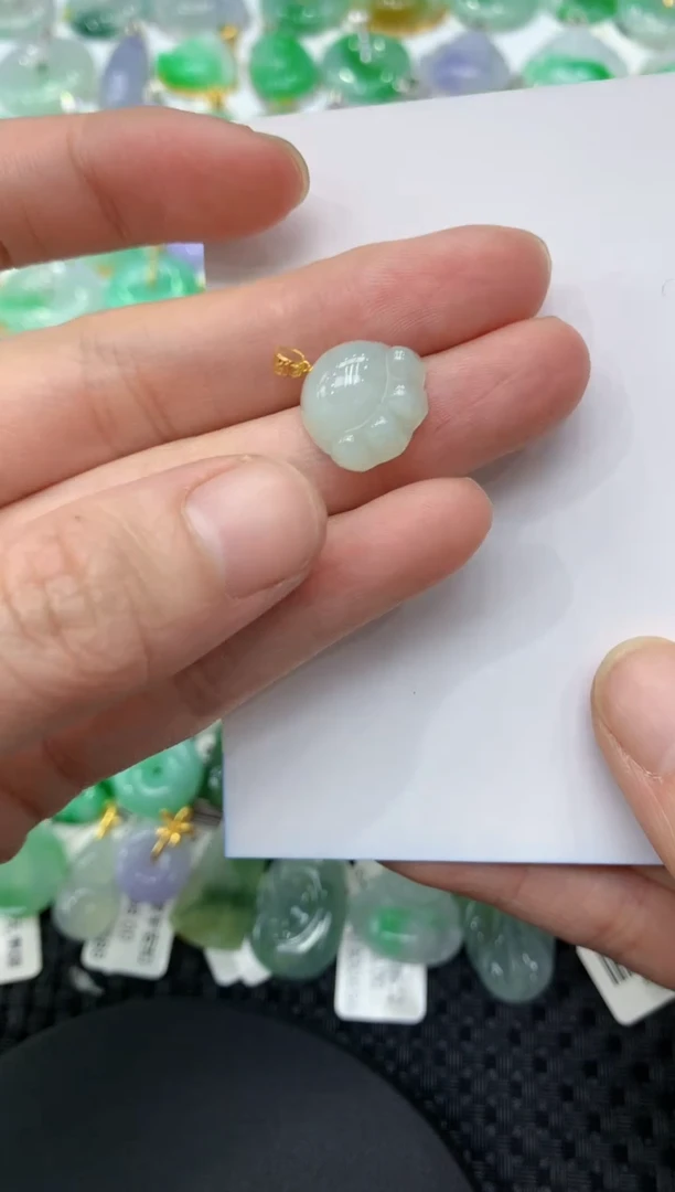 【闪购商品】翡翠颈饰18K金镶嵌11111111