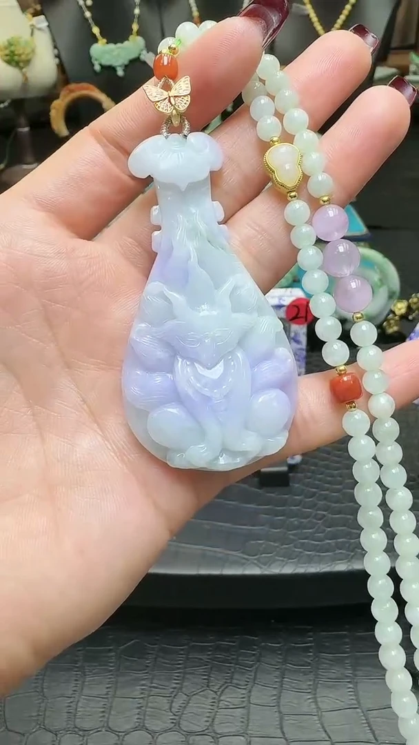 【闪购商品】翡翠颈饰未镶嵌九尾
