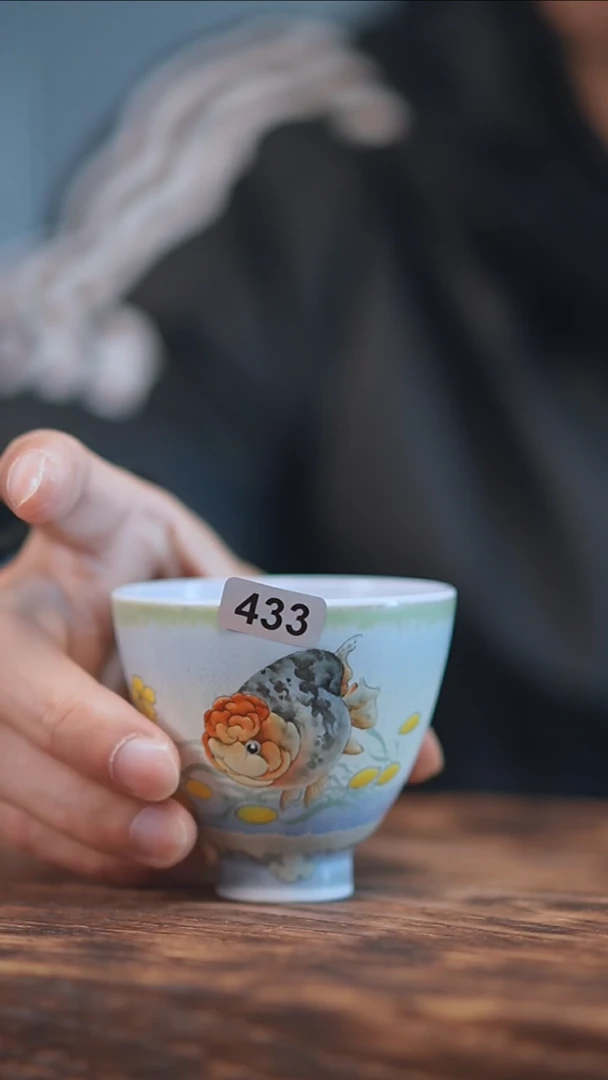 【闪购商品】433景德镇手绘兰寿鱼杯