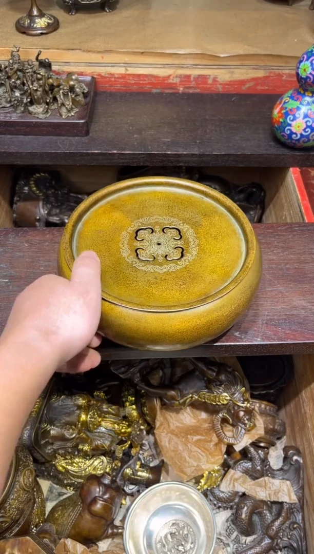 A瑞瑞古铜阁专属链接032