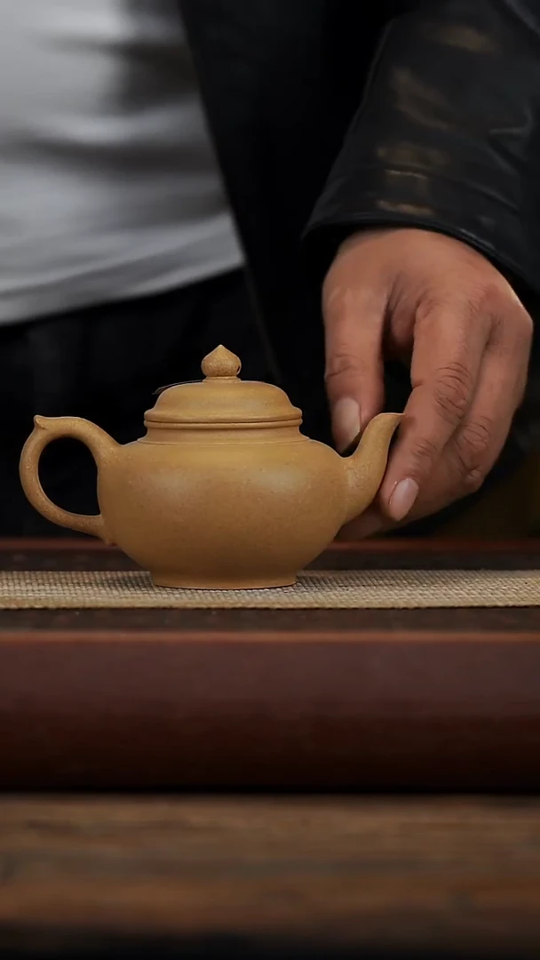 茶壶紫砂微瑕210毫升黄金段笑樱