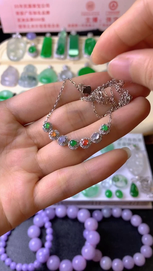 吊坠(赠链)银S925镶嵌翡翠瑞**宝吊坠