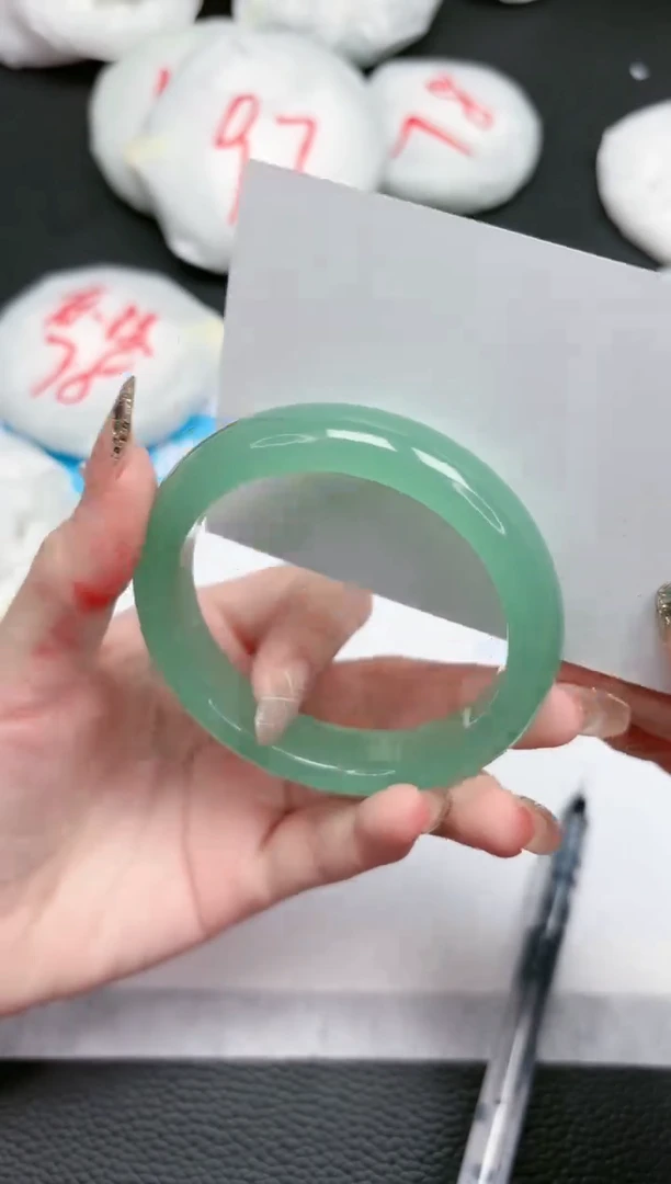 【闪购商品】石英质玉手镯未镶嵌253-55.7