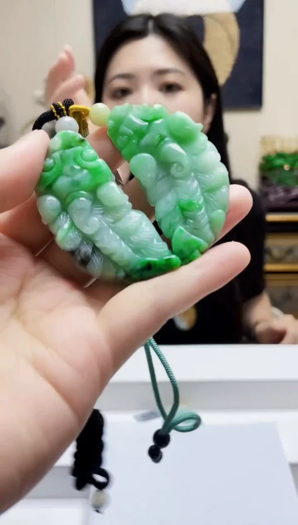 未镶嵌定制翡翠吊坠123