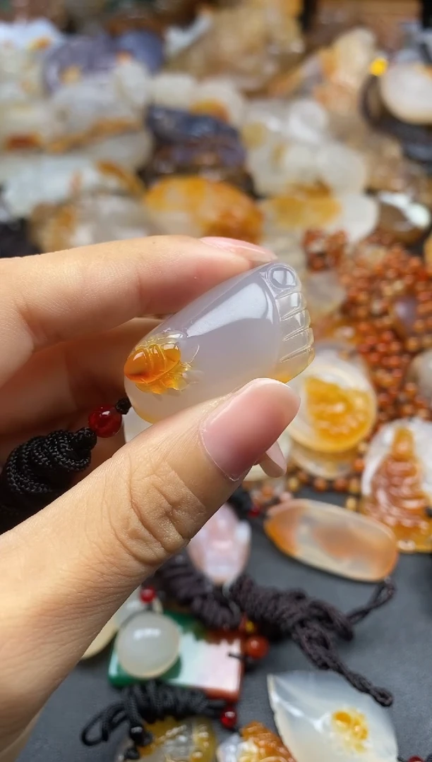 未镶嵌1玛瑙/玉髓用****语ll