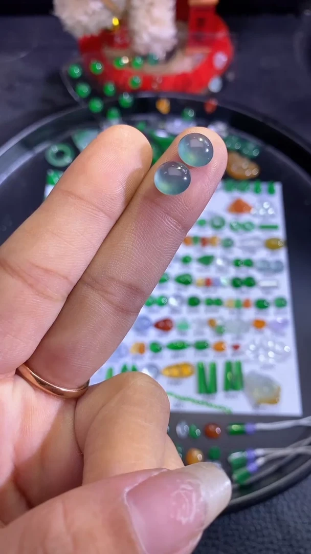 未镶嵌挂件翡翠蛋