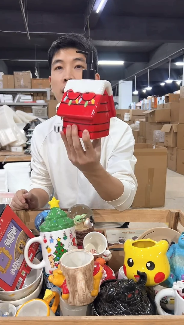 瓷片史努比房子按压瓶