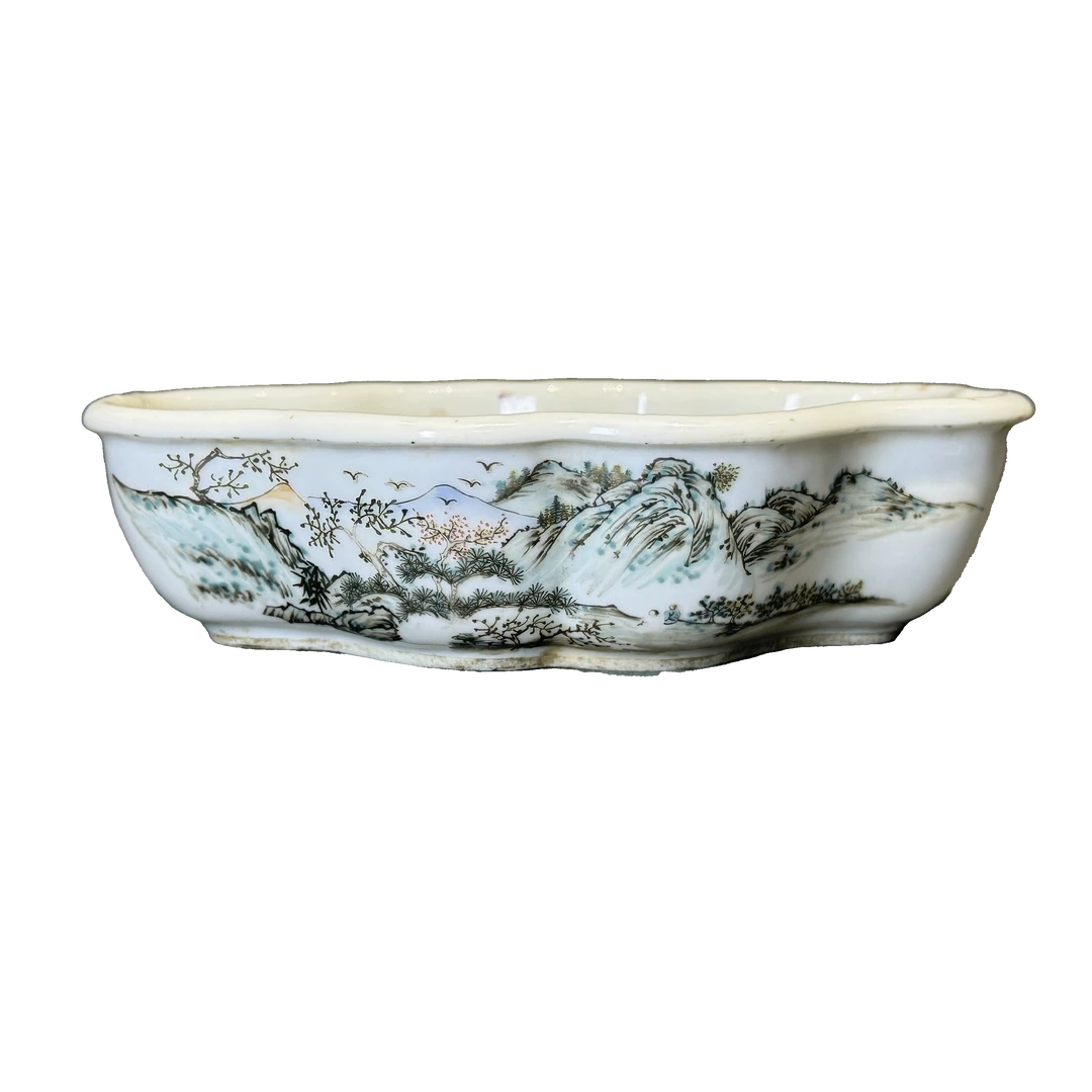 25321452t浅绛彩山水纹花口盆