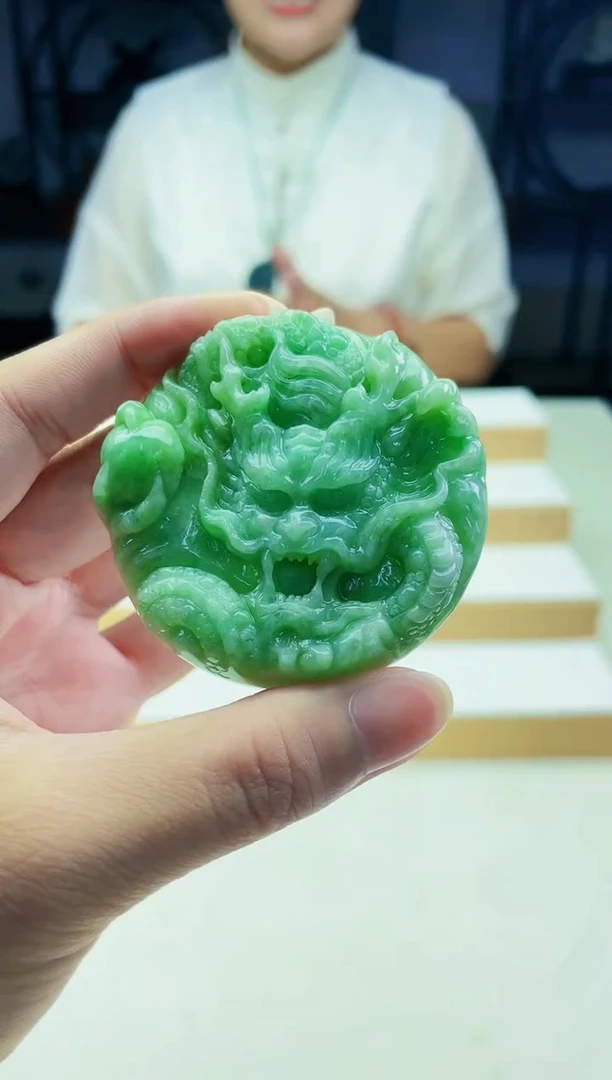 颈饰未镶嵌翡翠09190035