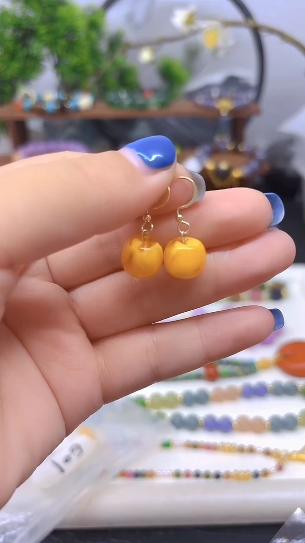 蜜蜡14K金镶嵌耳饰E01