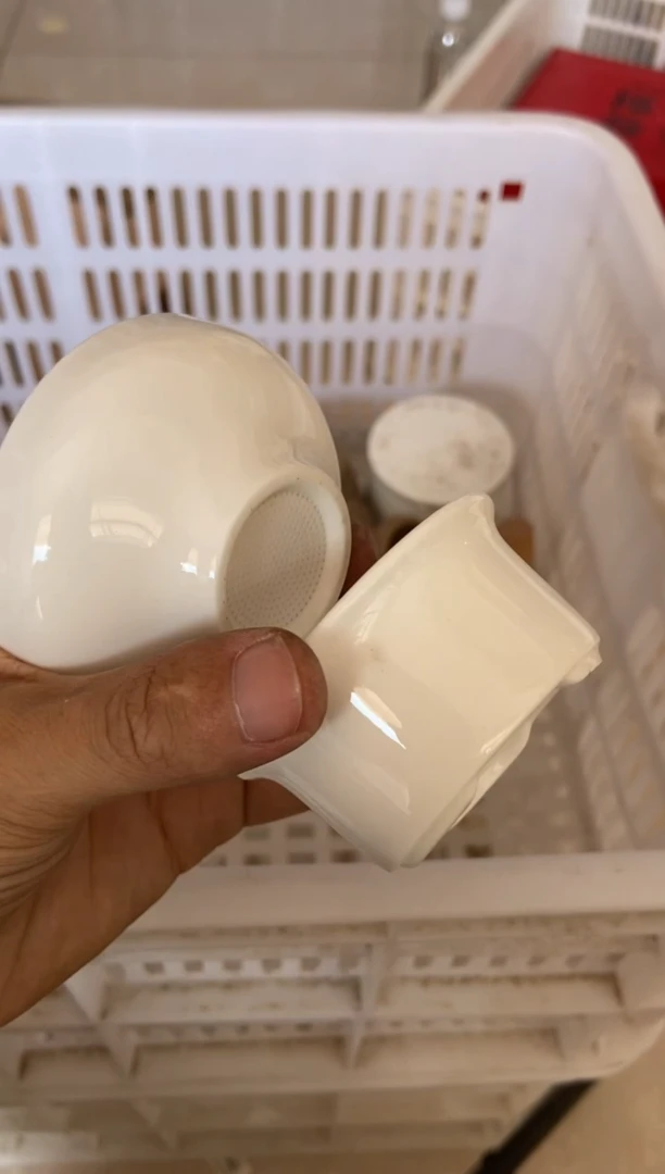 杯无运费险有瑕疵的摄影的产品有使用过的痕迹有点脏介意勿拍