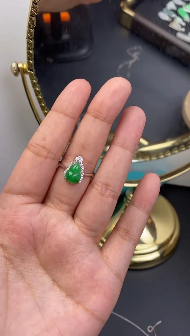 银S925镶嵌戒指翡翠银镶嵌翡翠戒指