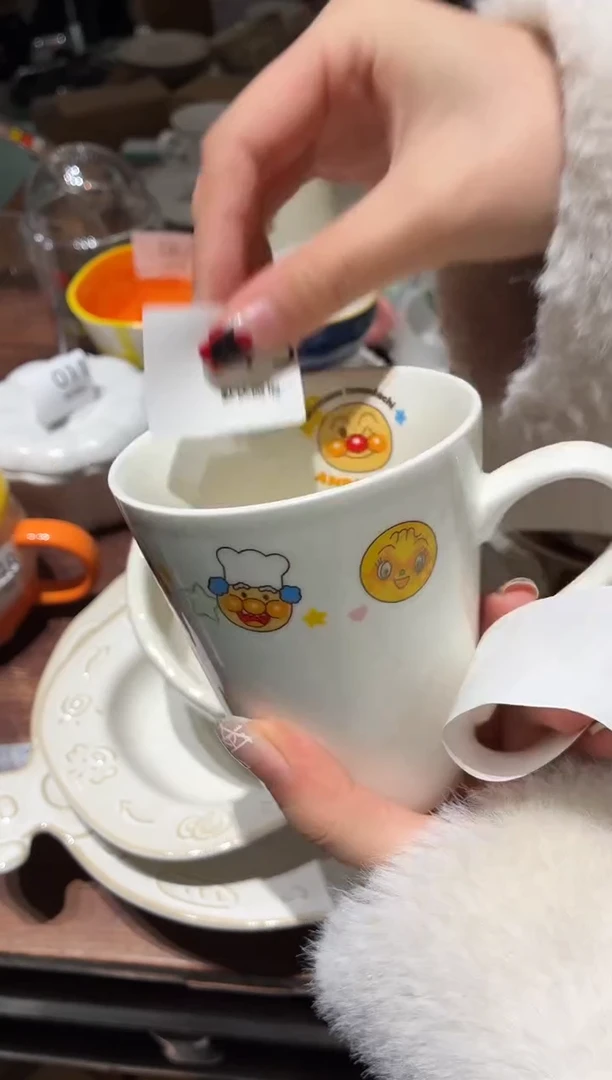 瓷073 面包超人 杯子 瑕疵