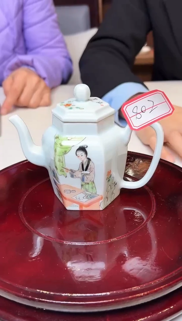 【闪购商品】其他古彩仕女六方茶壶802