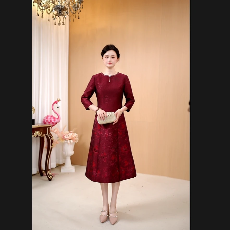 婚礼妈妈礼服母亲喜婆婆婚宴装高贵旗袍短款改良版日常可以穿显瘦