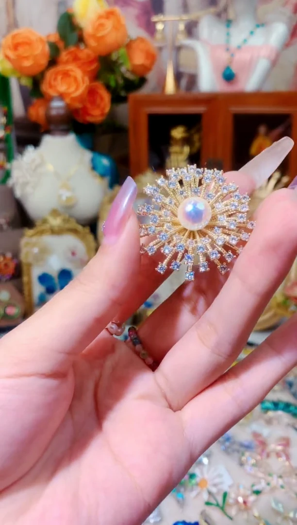 大理石铁合金胸针