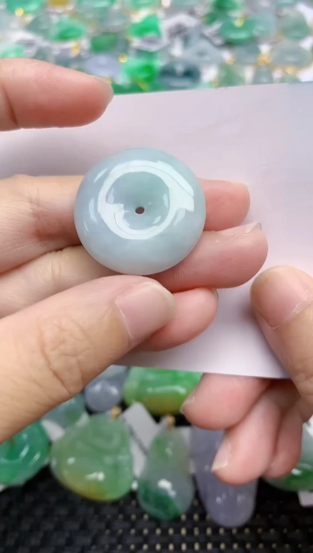 翡翠未镶嵌颈饰天然翡翠A货